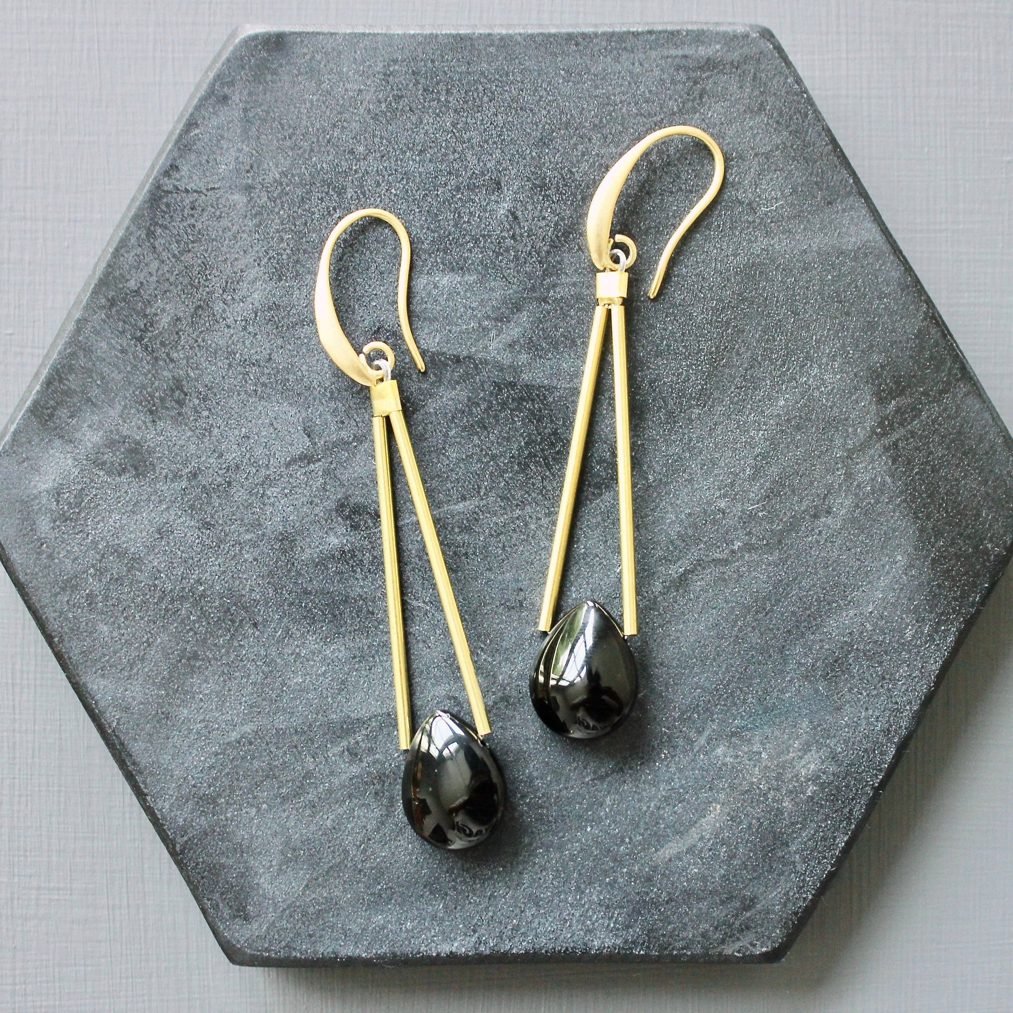 black agate geometric earrings