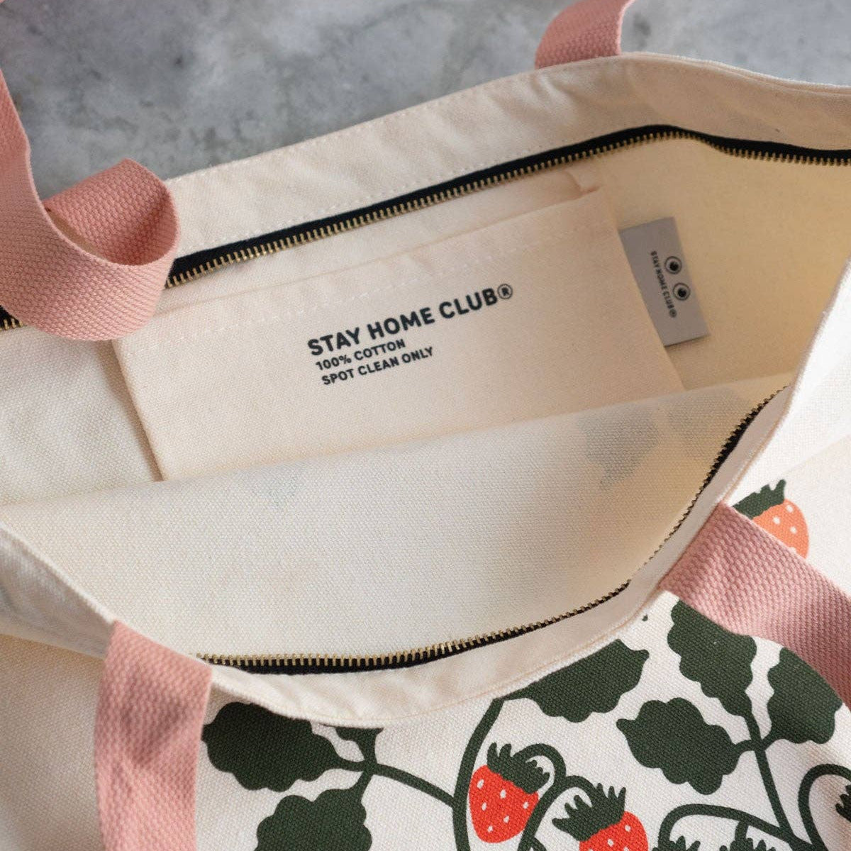 'Fruits 1858' Big Zip Tote