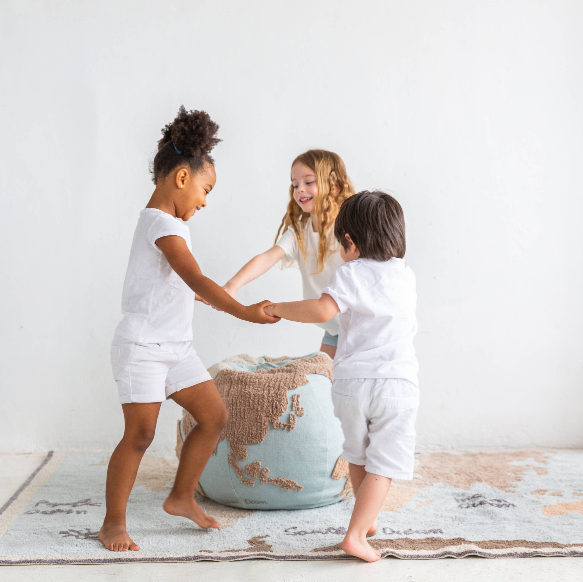 Pouffe World Map
