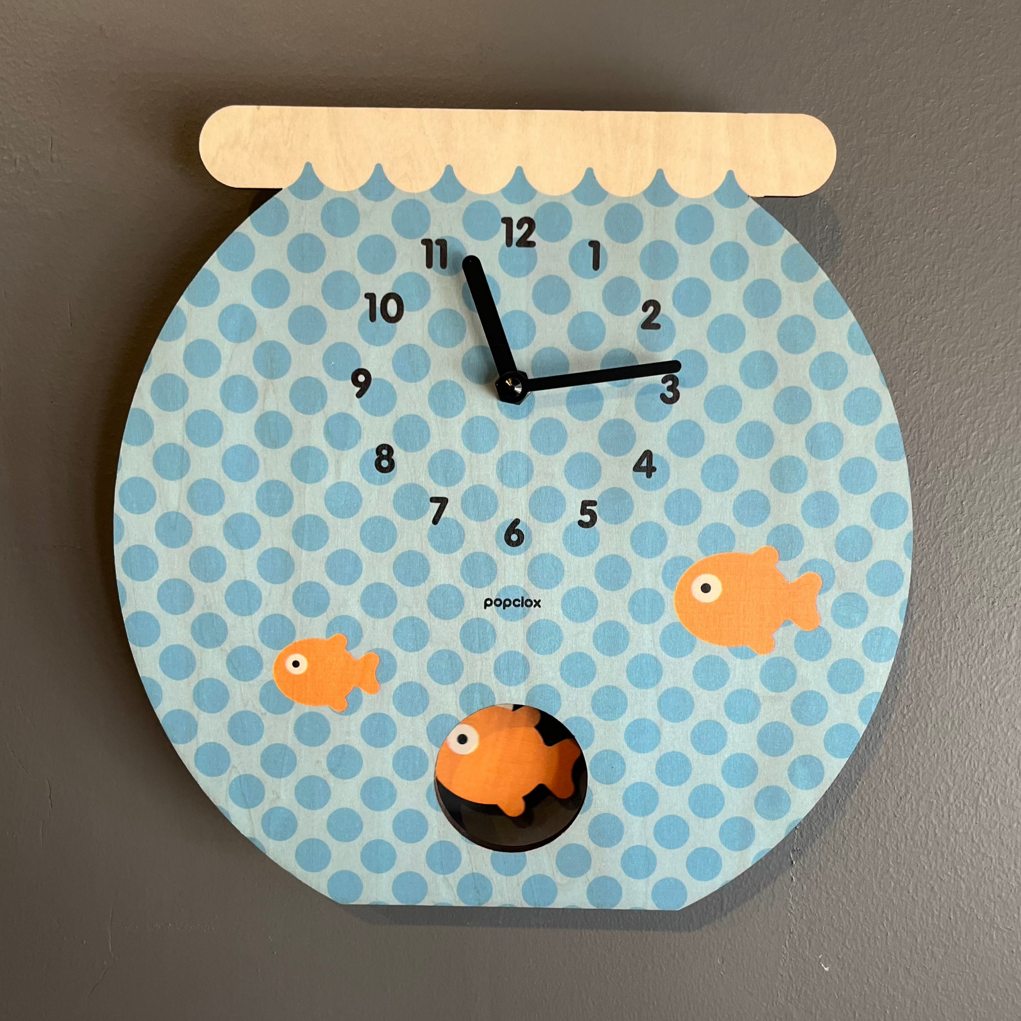 Fish Bowl Pendulum Clock -wood