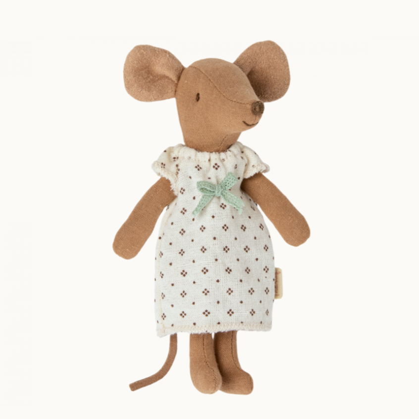 Big Sister Mouse in Matchbox