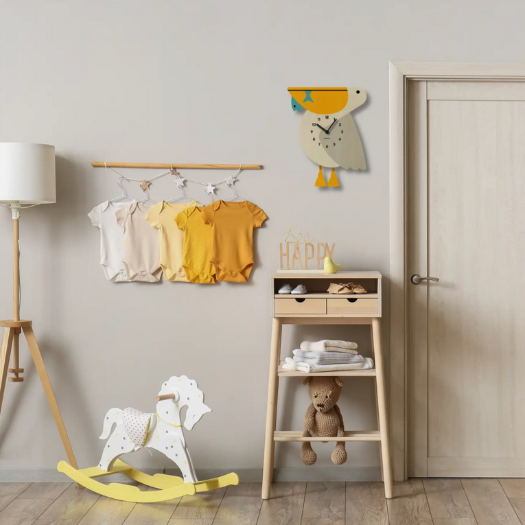 Pelican Pendulum Clock -wood