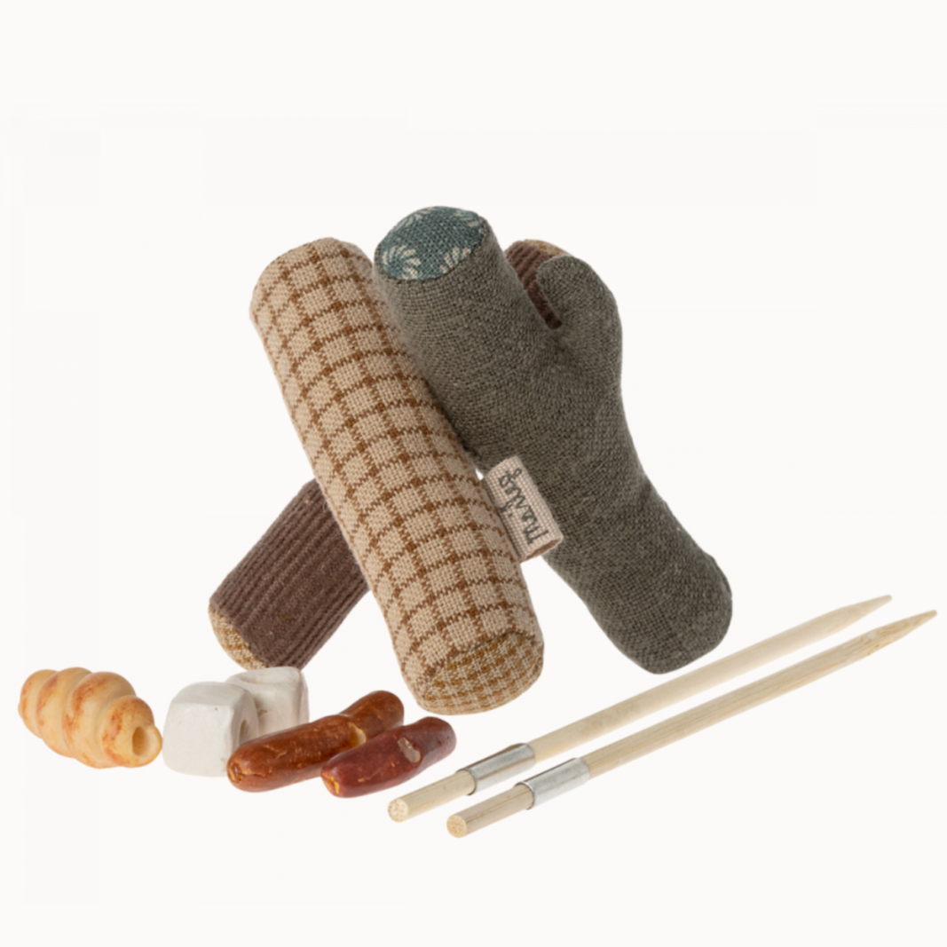 Bonfire Set for Mice