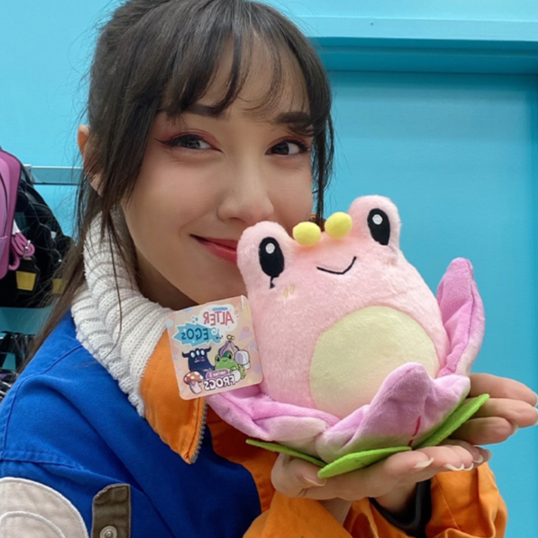 Lotus Frog -Alter Ego Frog