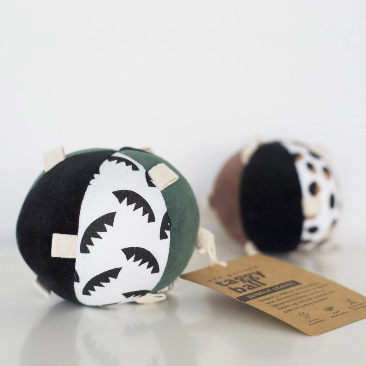 Organic Taggy Ball with Rattle - Jungle Leaves