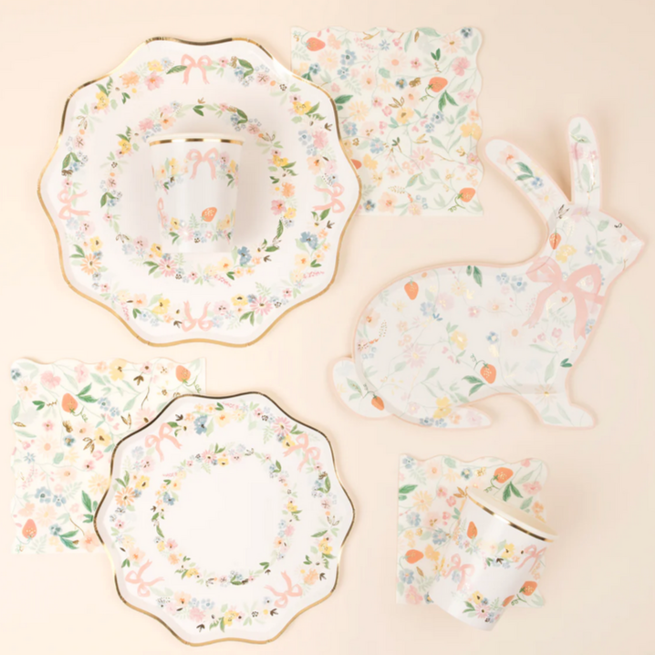 Elegant Floral Cups (8pk)