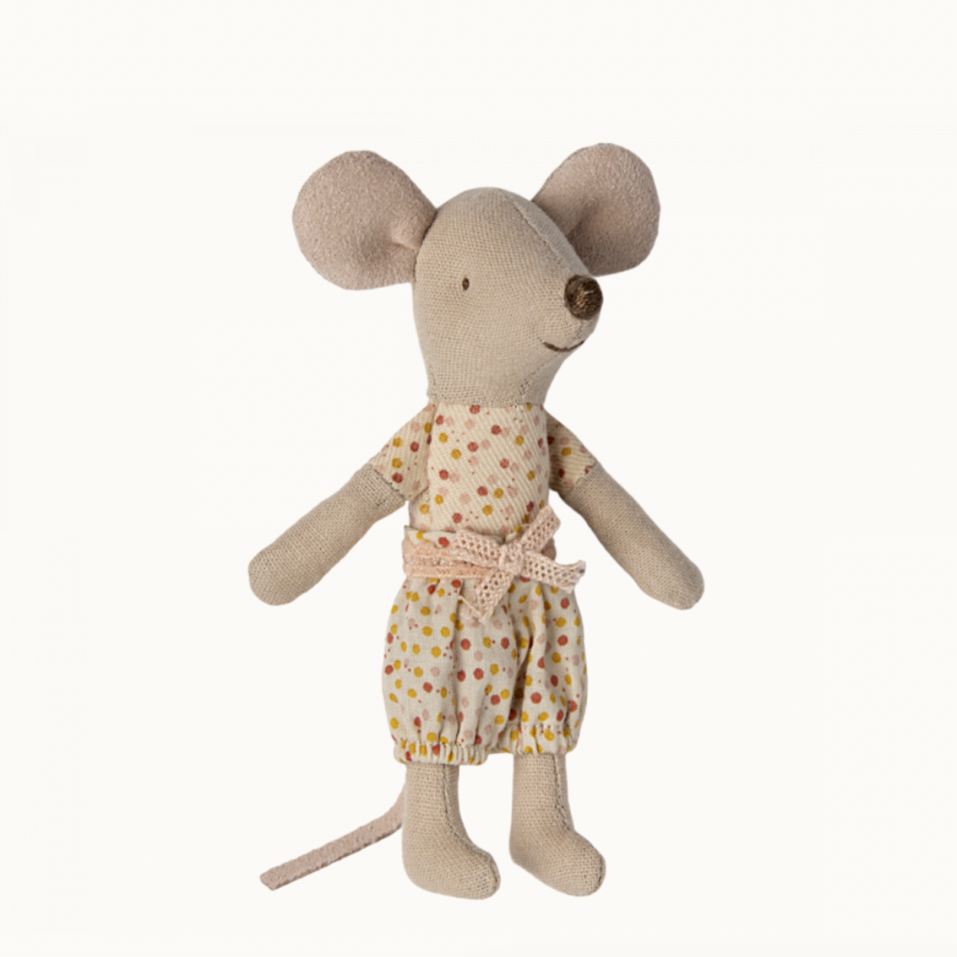 Little Sister Mouse in Matchbox