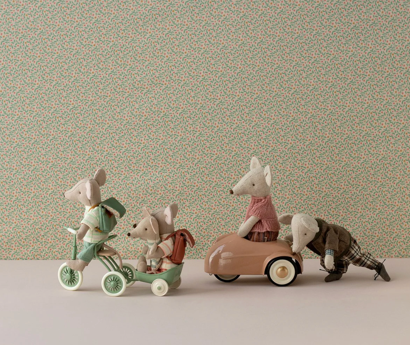 Mouse Car - dark green