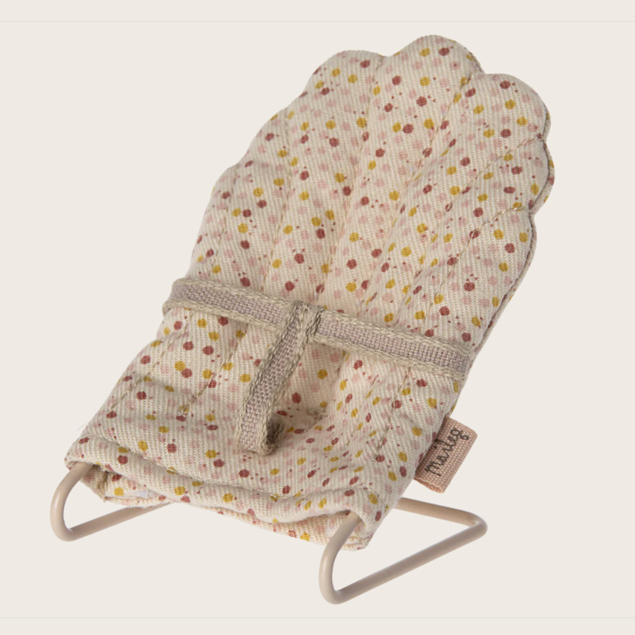 Babysitter for My size bunny and mouse