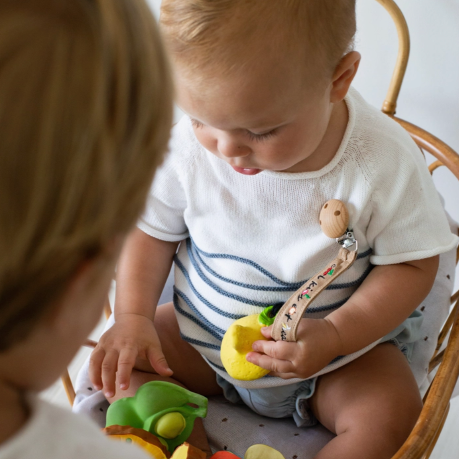 Hanger Cool Kids Pacifier Clip