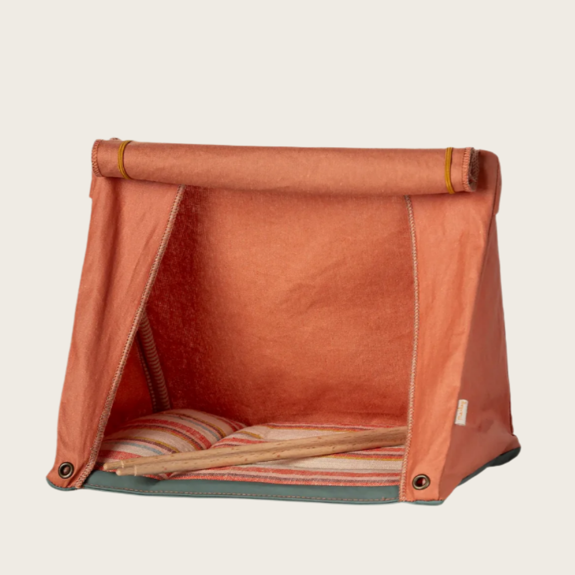 Happy camper tent for Mouse