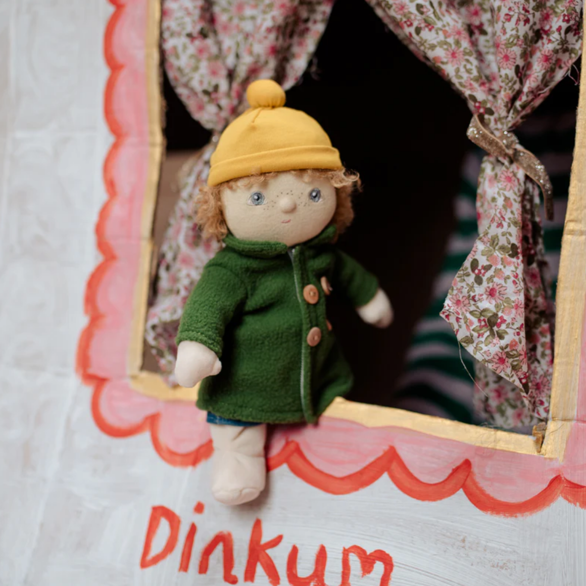 Dress Me Dinky -Charlie Chestnut