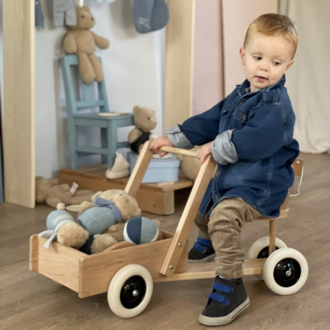 SIT AND RIDE WITH TRAILER
