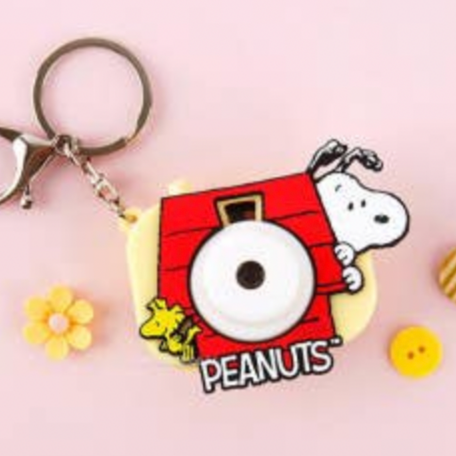 Peanuts Snoopy Camera shape Projector Key Chain