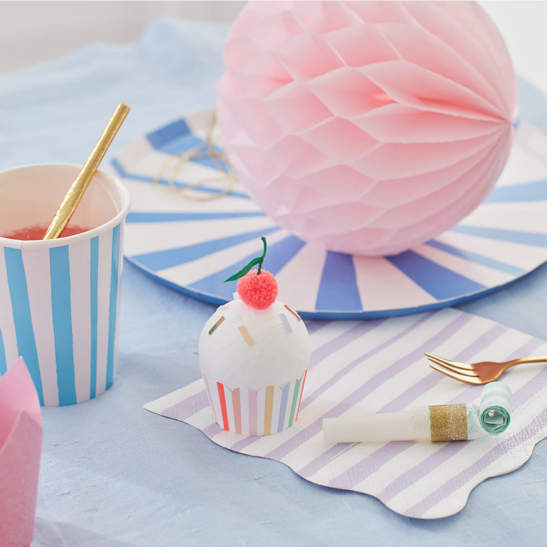 Cupcake Surprise Balls (3pk)