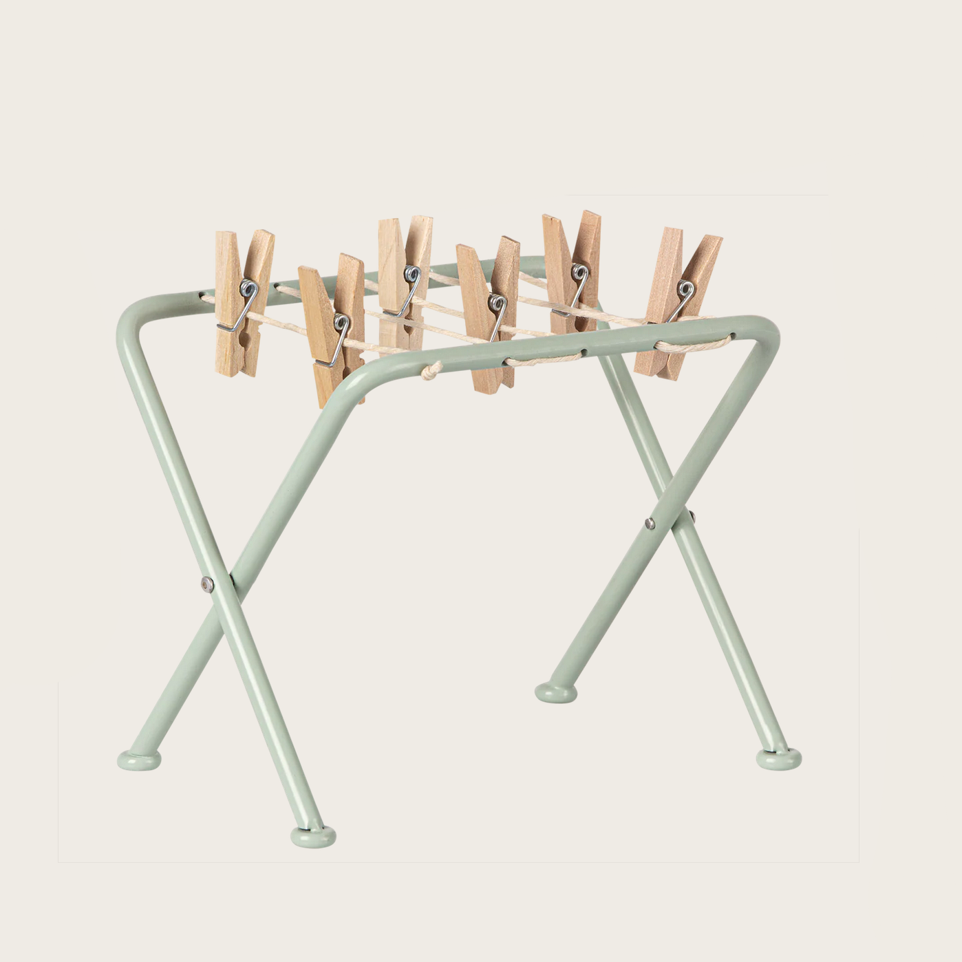 Drying rack with clothespins on a website page