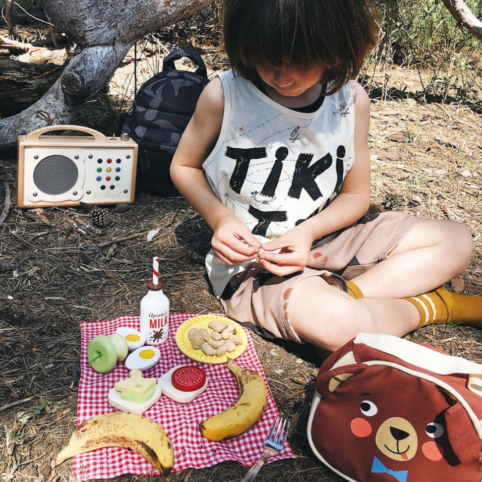 Little Bear’s Picnic