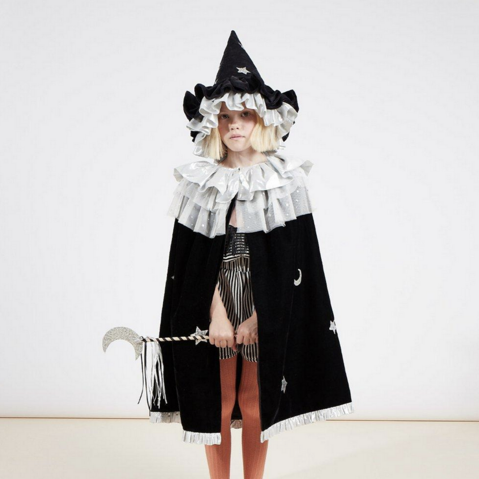Witch/Wizard Cape Costume (cape and wand only)