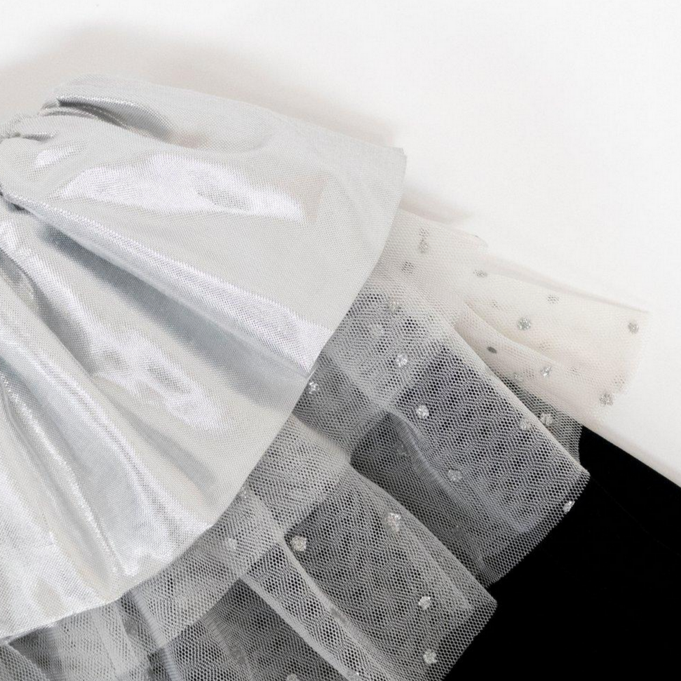 Witch/Wizard Cape Costume (cape and wand only)