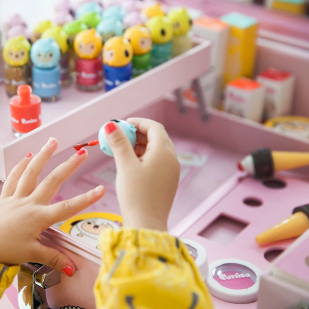 Glitter Nail Polish -Emerald Pond