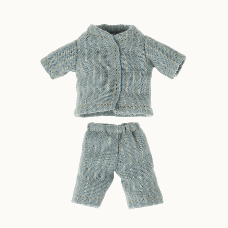 Pyjamas for Big Brother Mouse