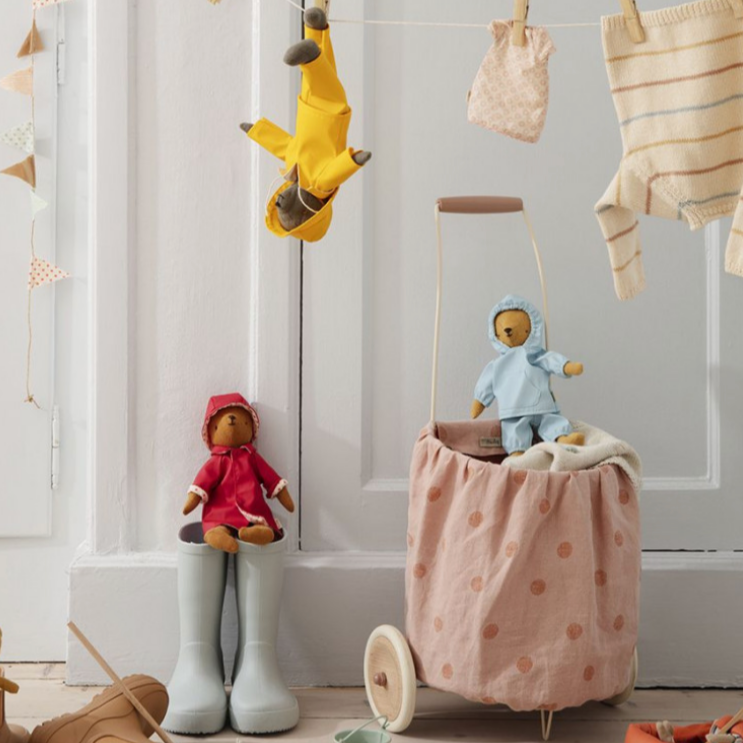 Raincoat with Hat for Teddy Mum