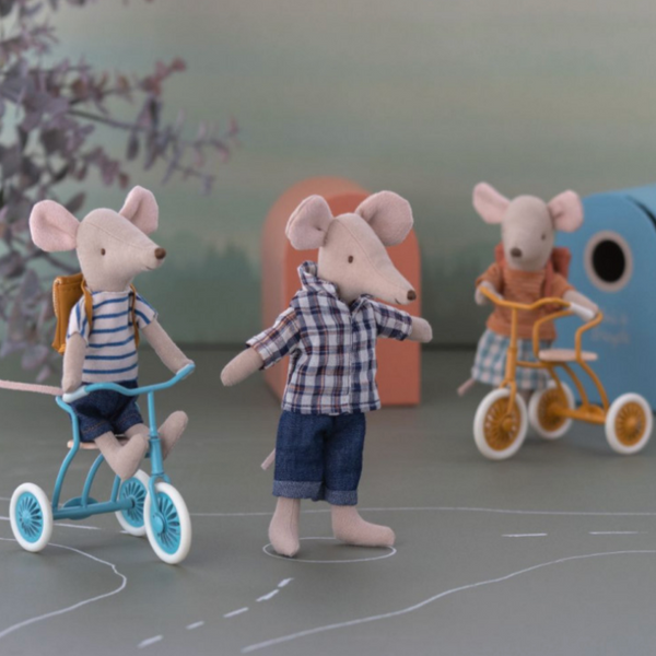 Big Brother Tricycle Mouse with bag