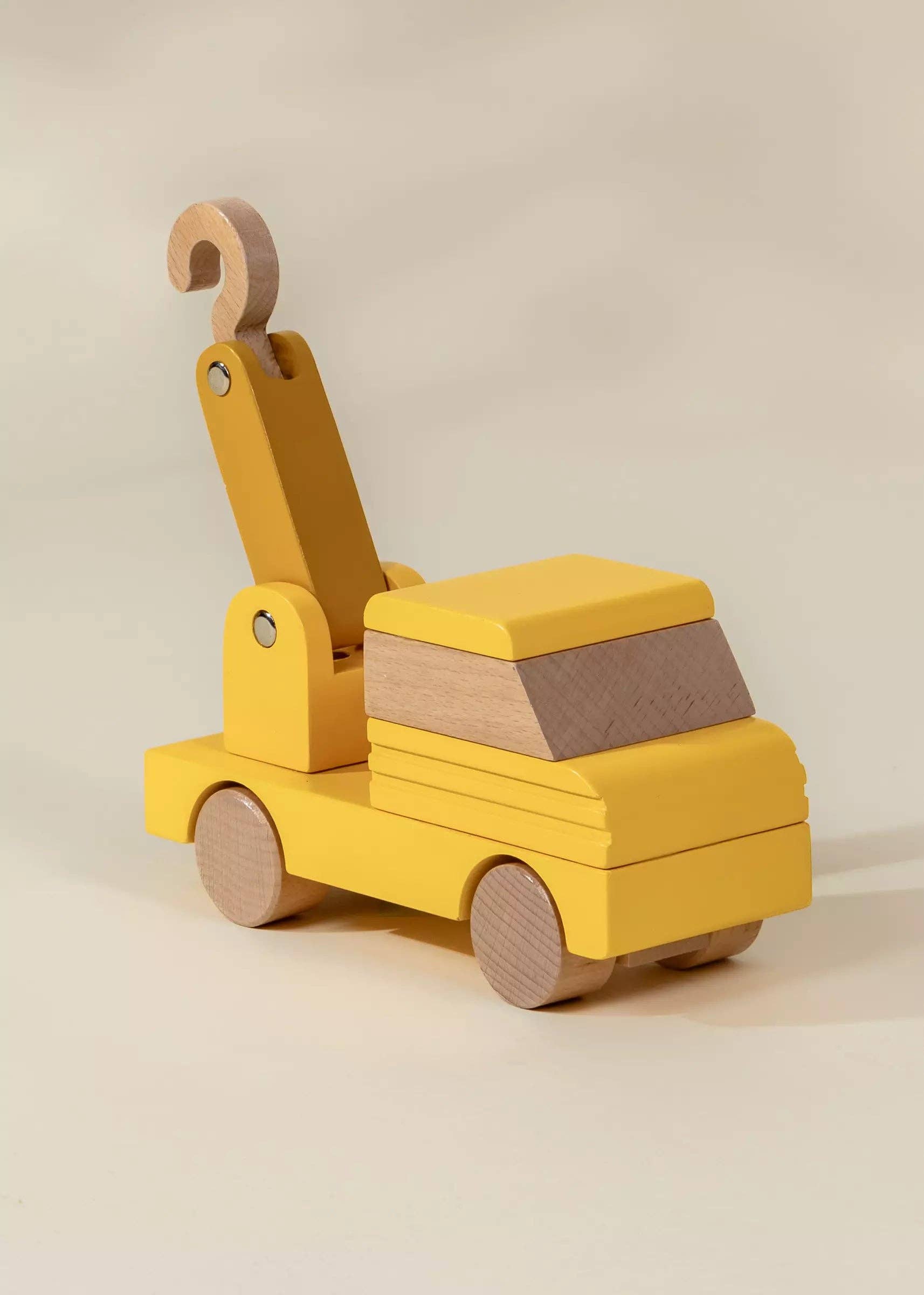 Wooden Construction Vehicle - Tow Truck