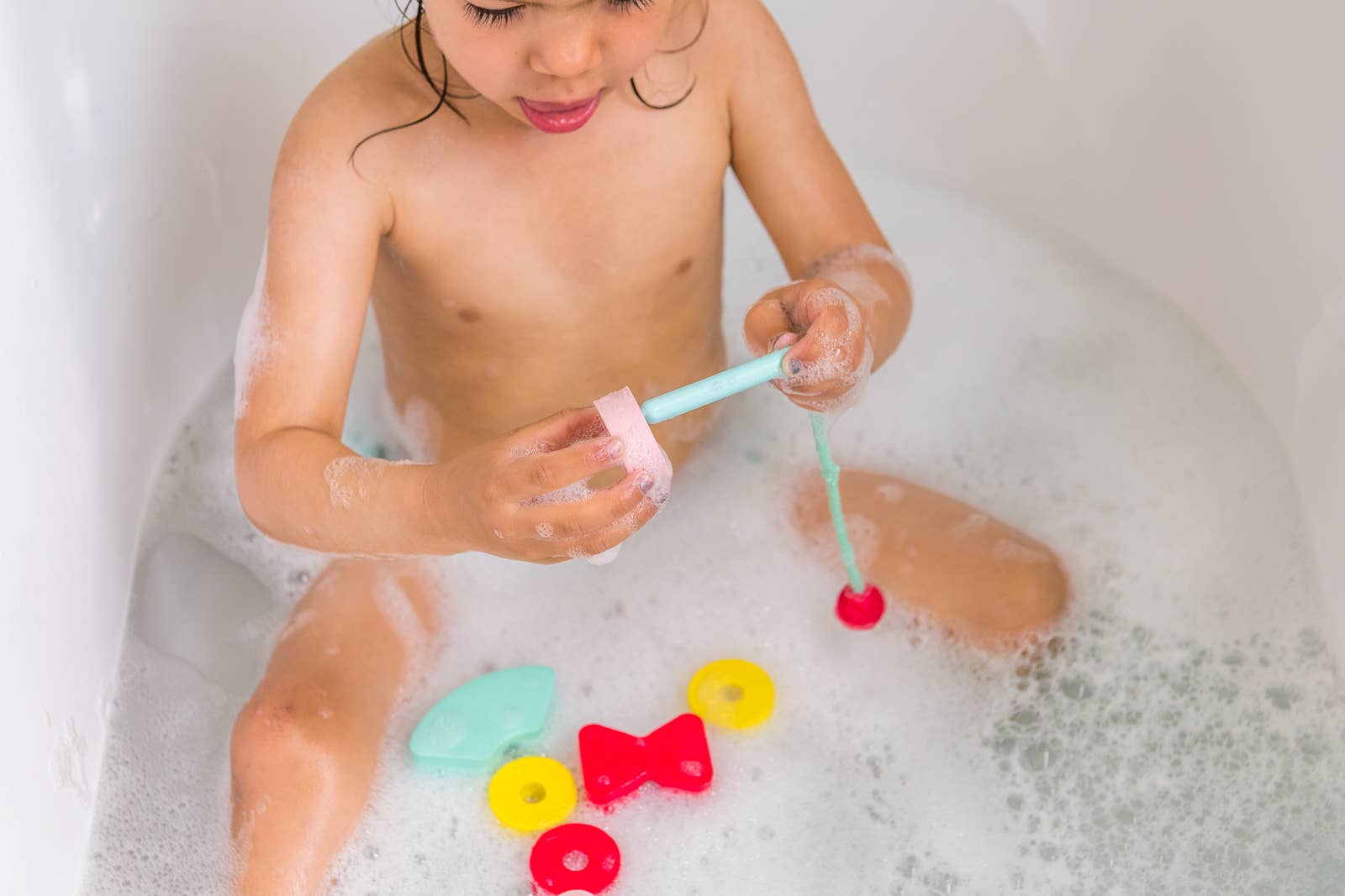 Quut Beedi - Your kid’s very first lacing beads