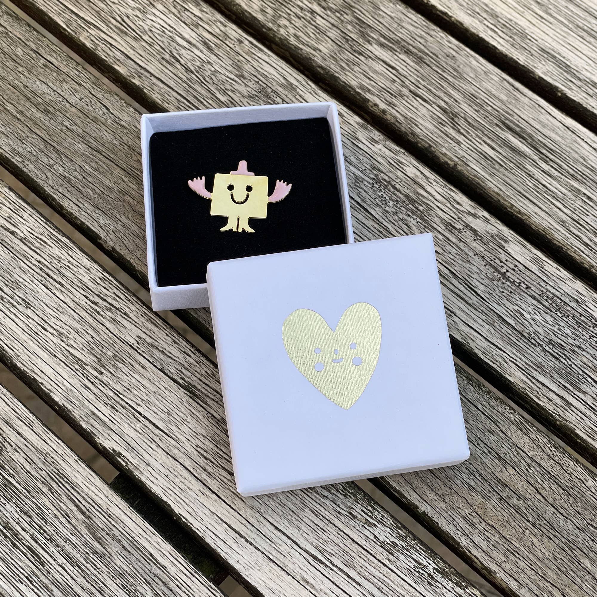 SQUARE enamel pin x Suzy Ultman