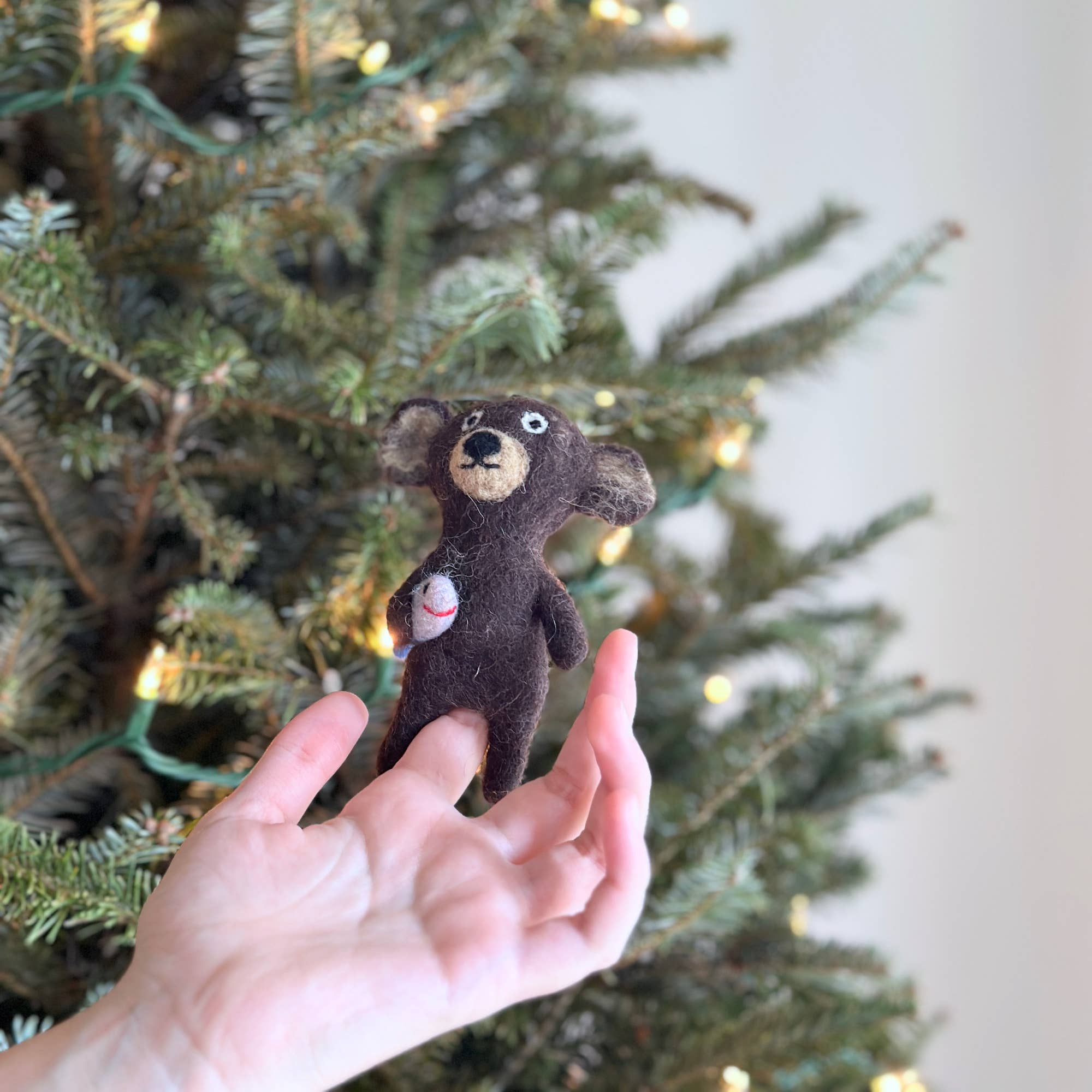 Finger Puppet: Grizzly Bear Holding Fish