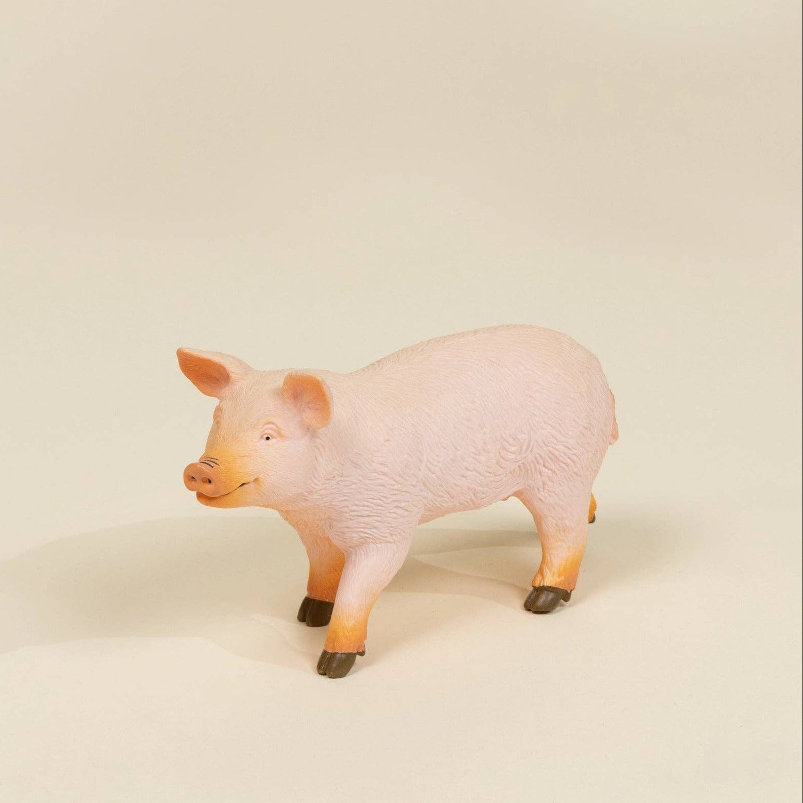 Large Farm Animal Play Figurine – Pig
