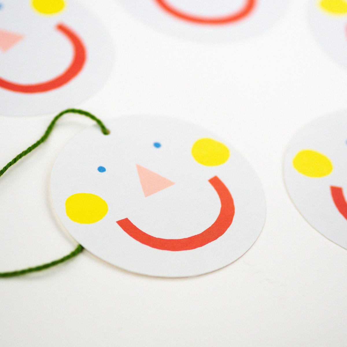 Smiley Face Gift Tags -5pk