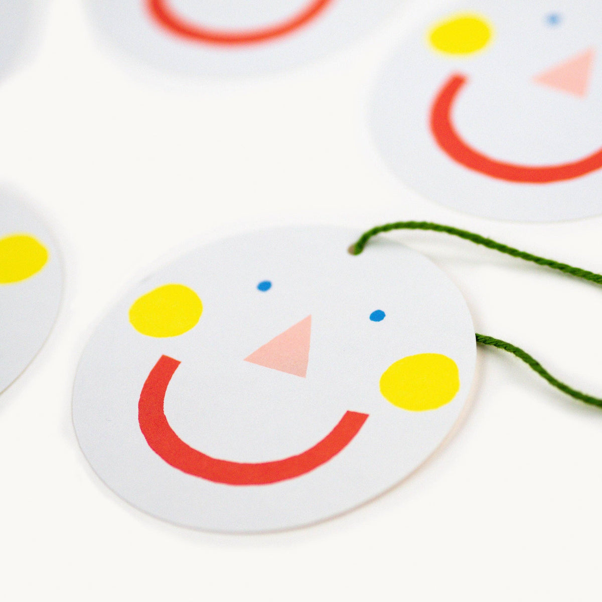 Smiley Face Gift Tags -5pk