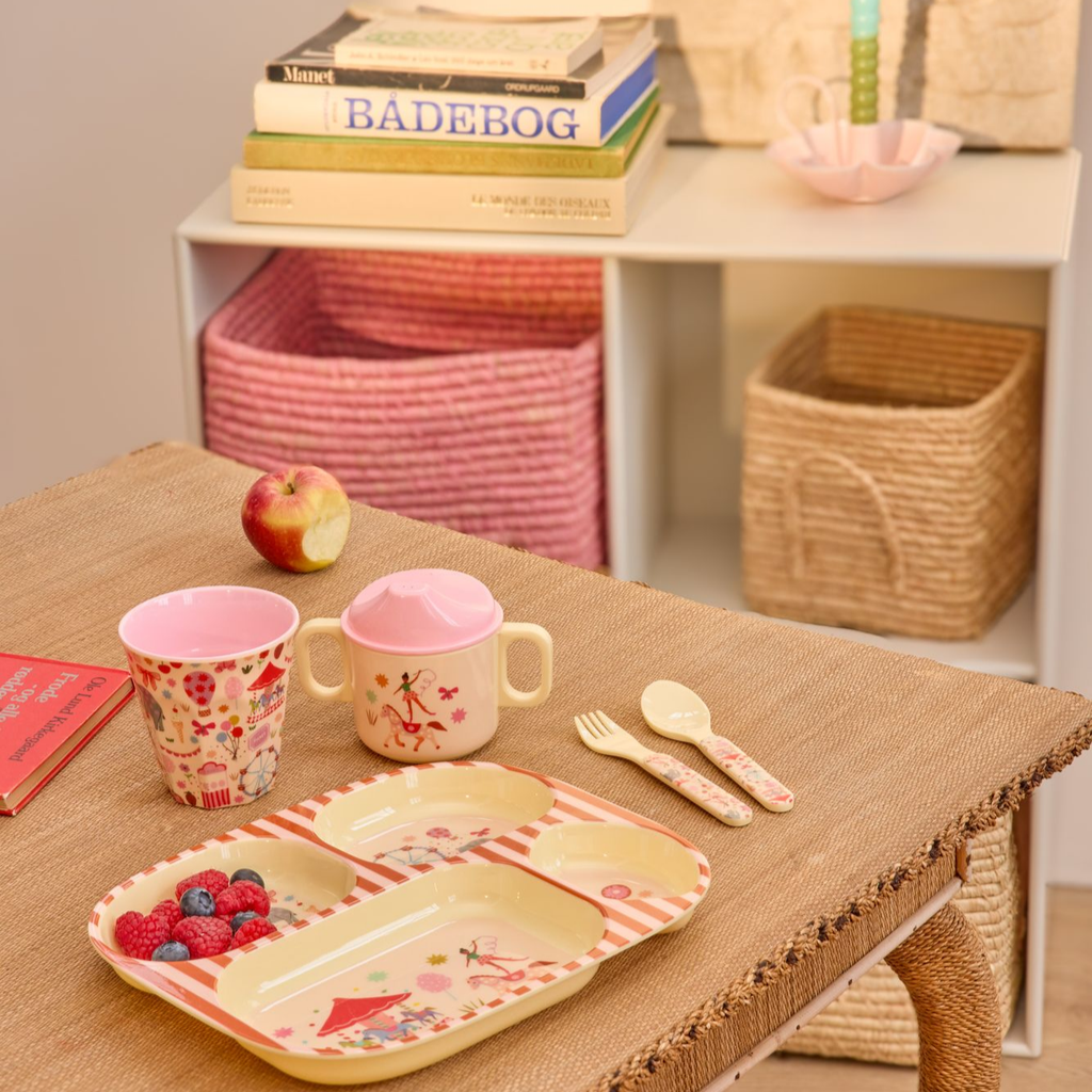 Melamine Kids 4 Room Plate - Fun Fair Pink Print