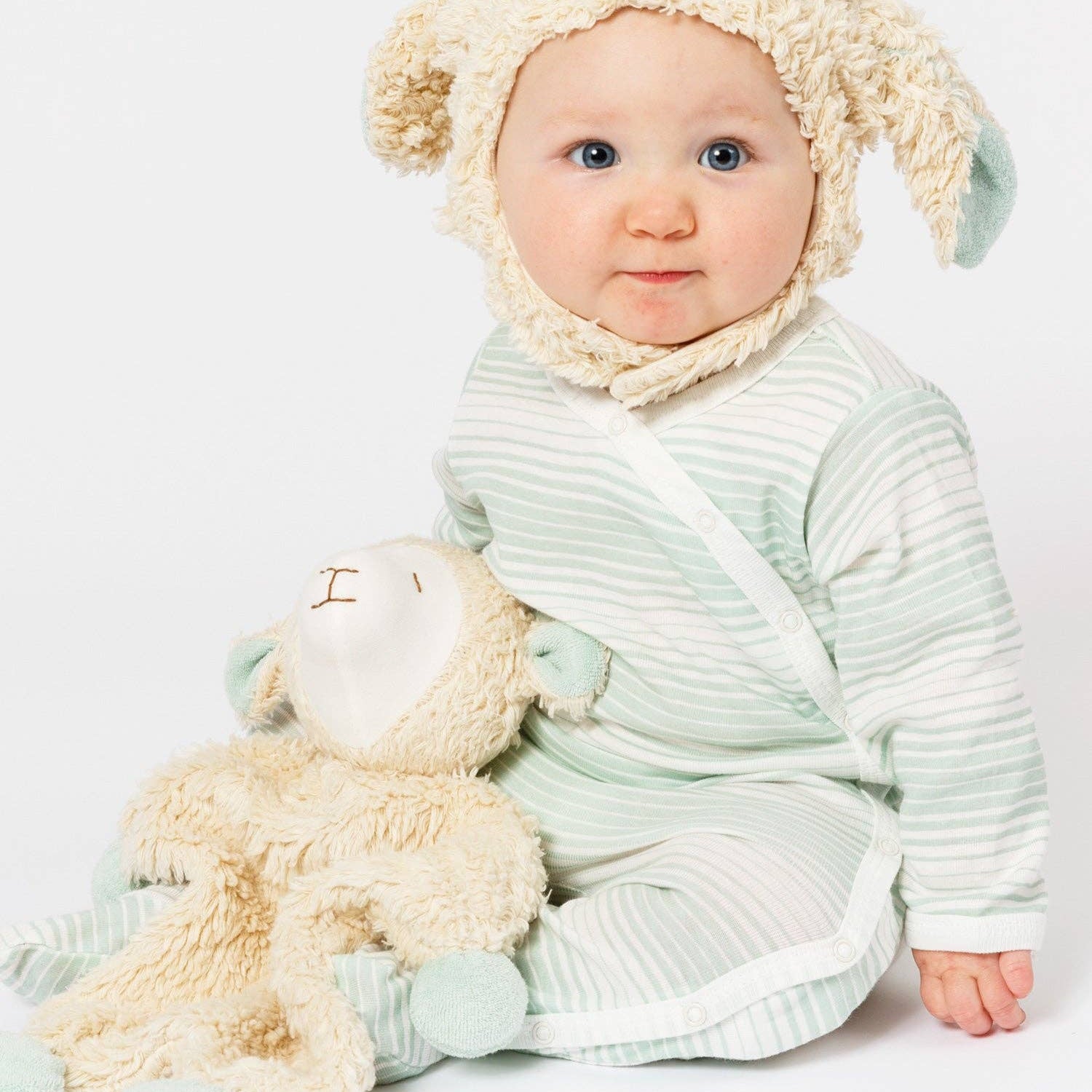 Snuggle Sheep - Natural with Surf Spray Ears