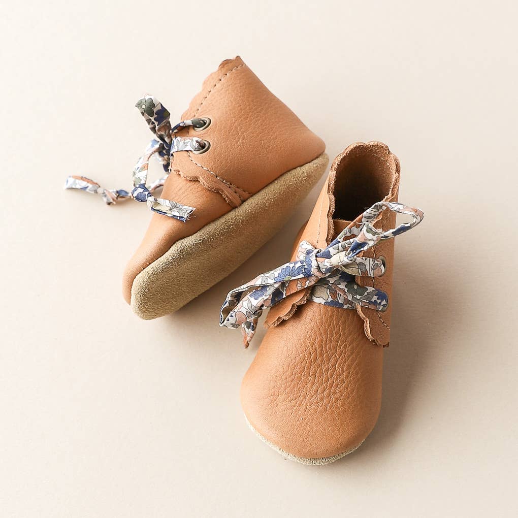 Baby Girl Scalloped  Leather boots in Caramel