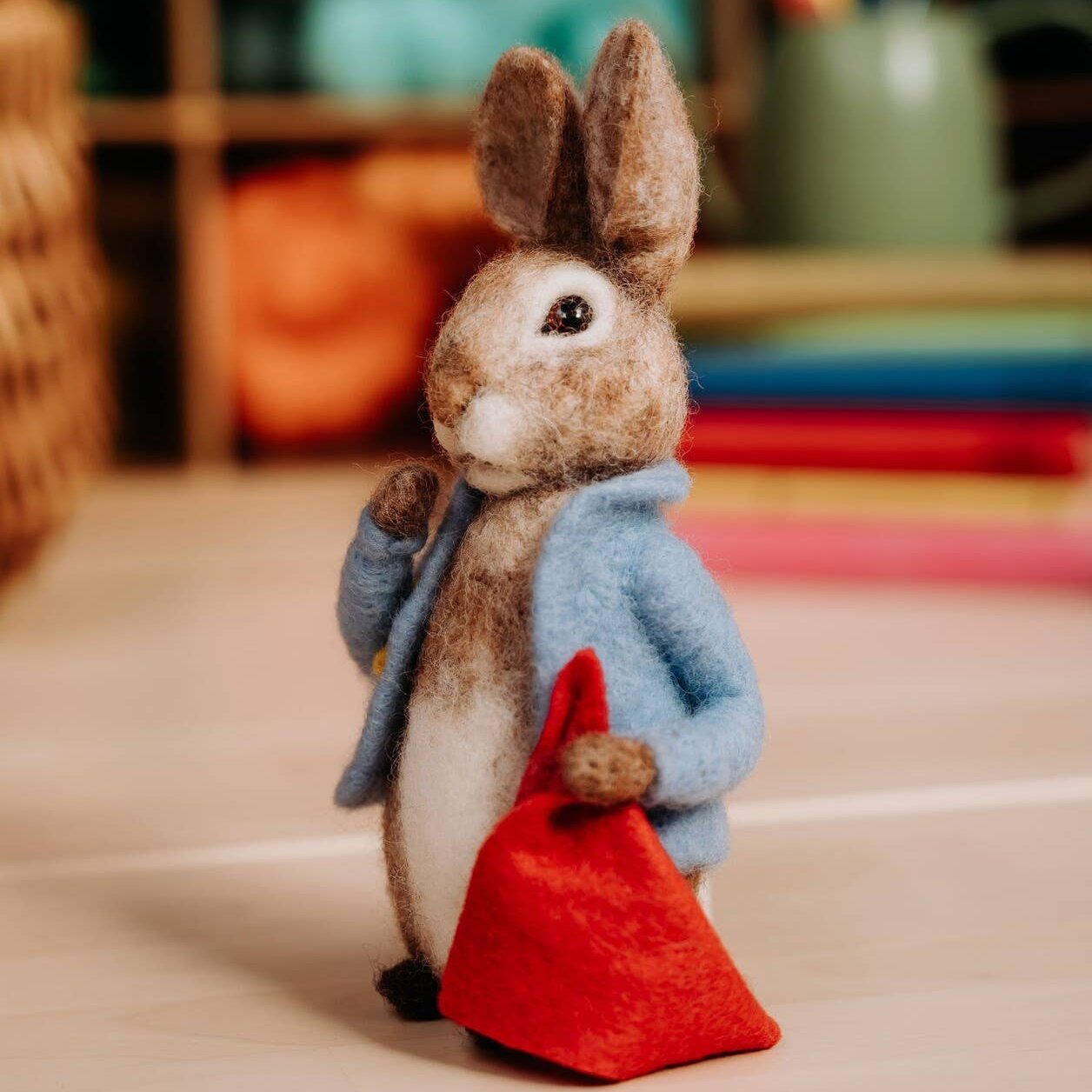 Beatrix Potter - Peter Rabbit and his Pocket Handkerchief