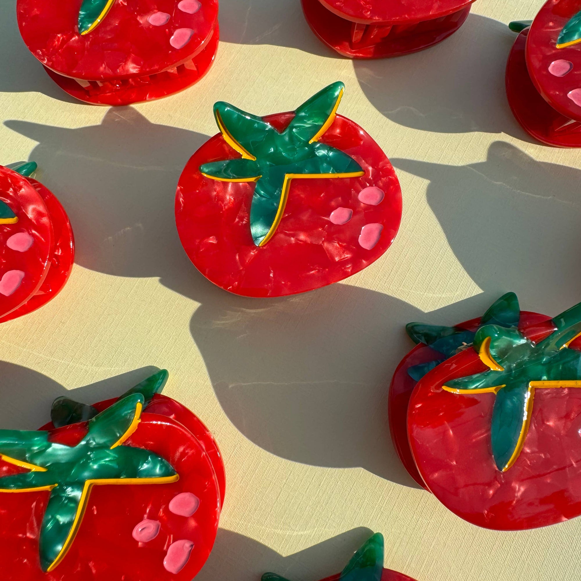Tiny Tomato Hair Claw