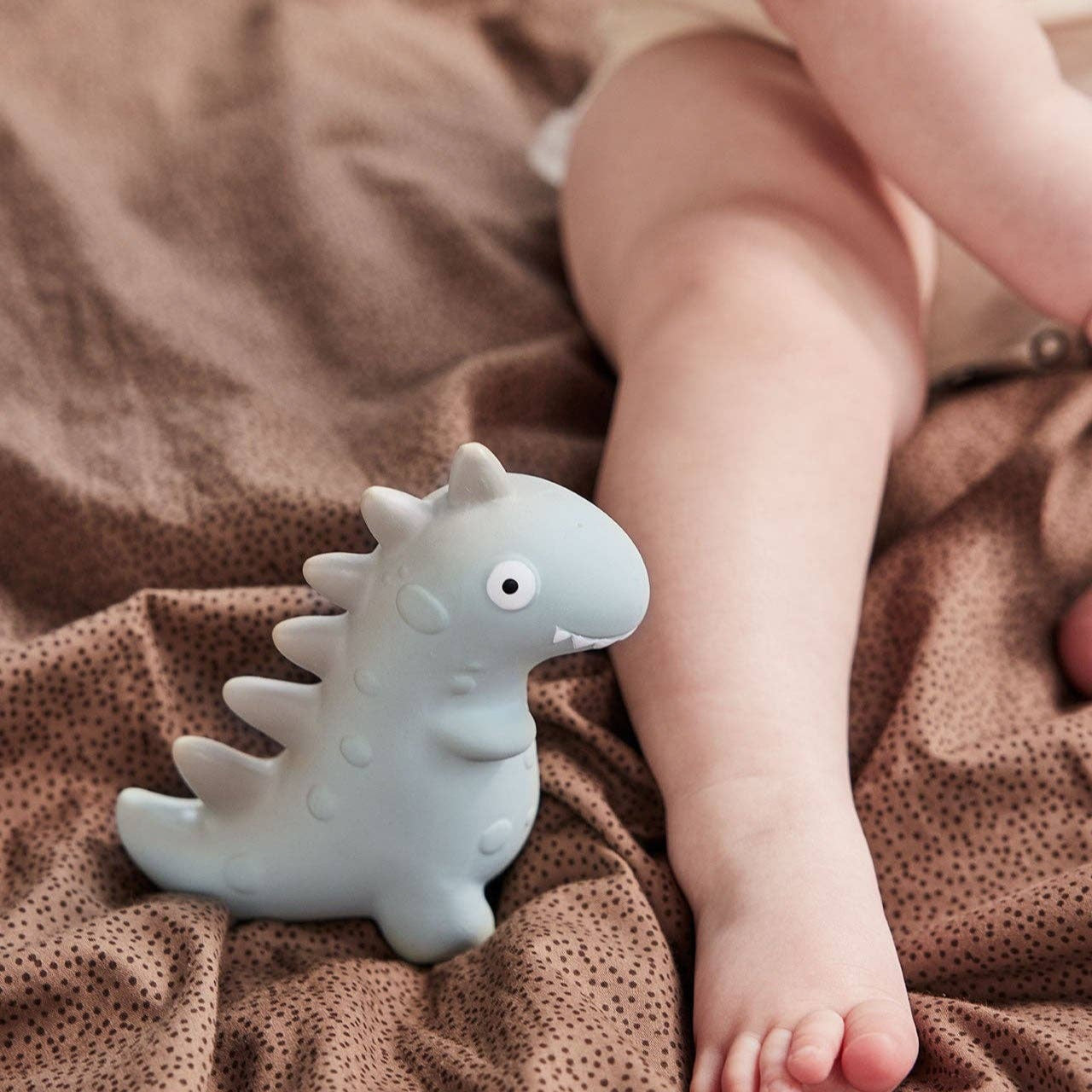 Theo Dino Teether