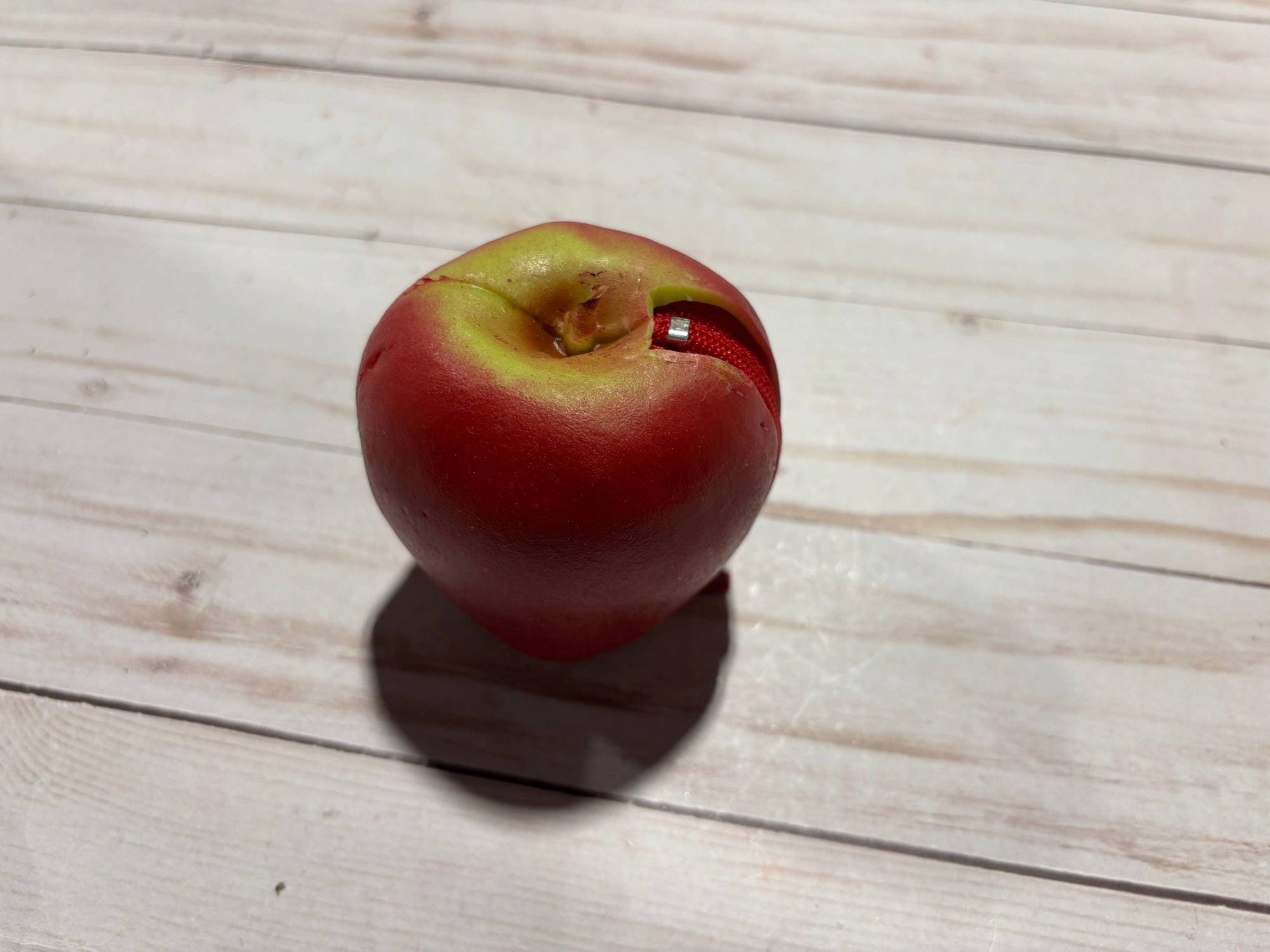 Coin Purse Apple