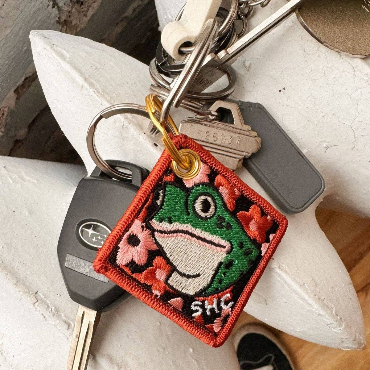 Froggy - Embroidered Keychain