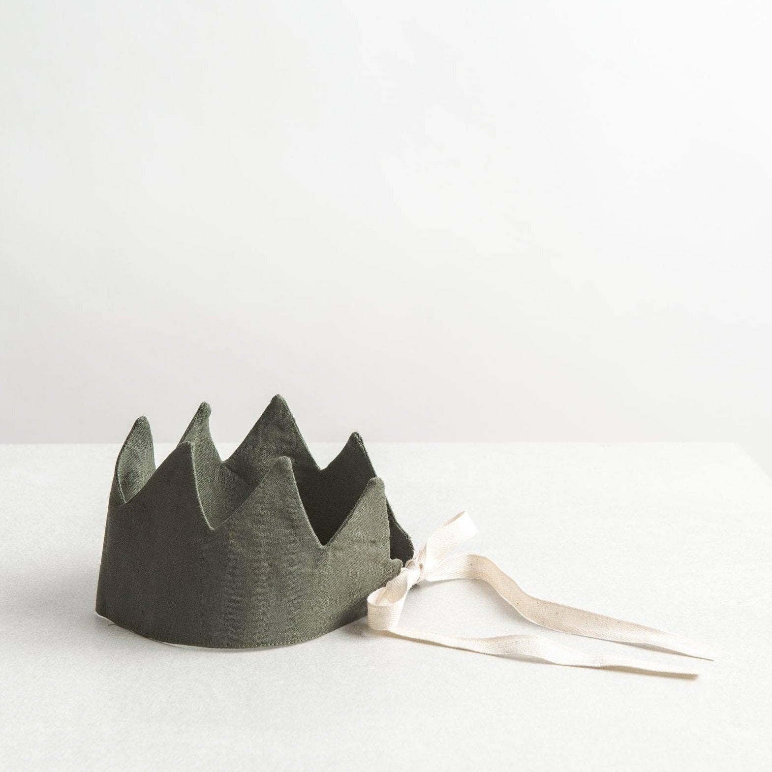 Linen Crown