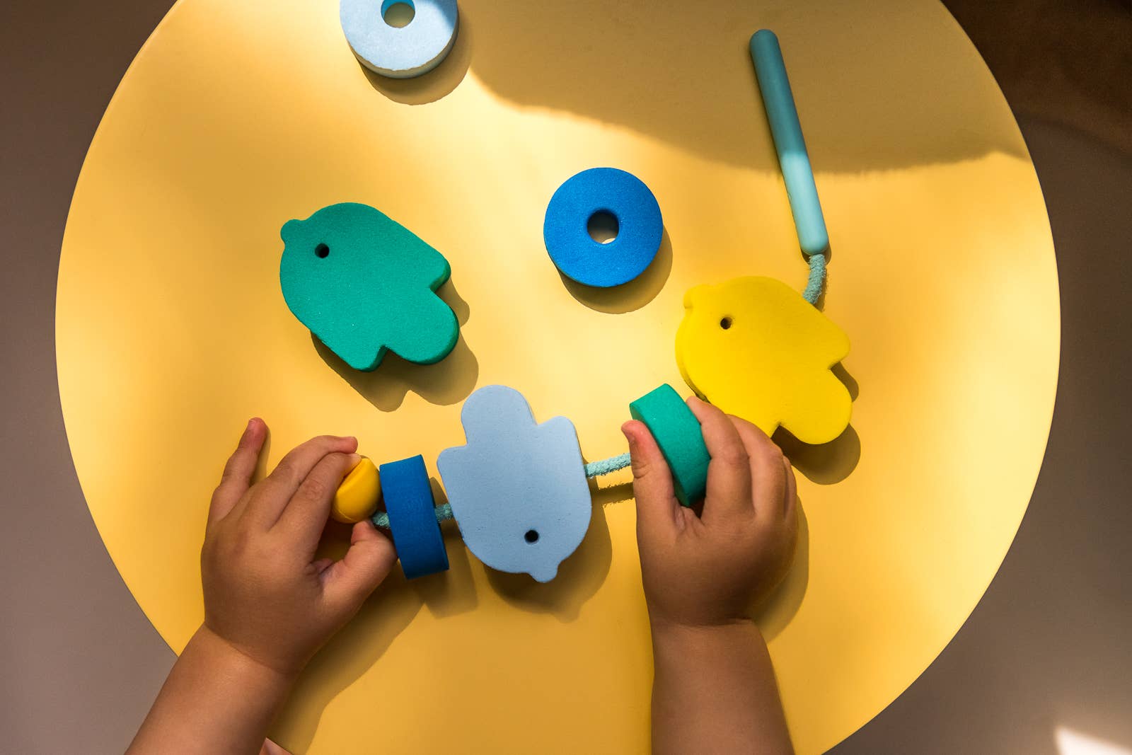 Quut Beedi - Your kid’s very first lacing beads