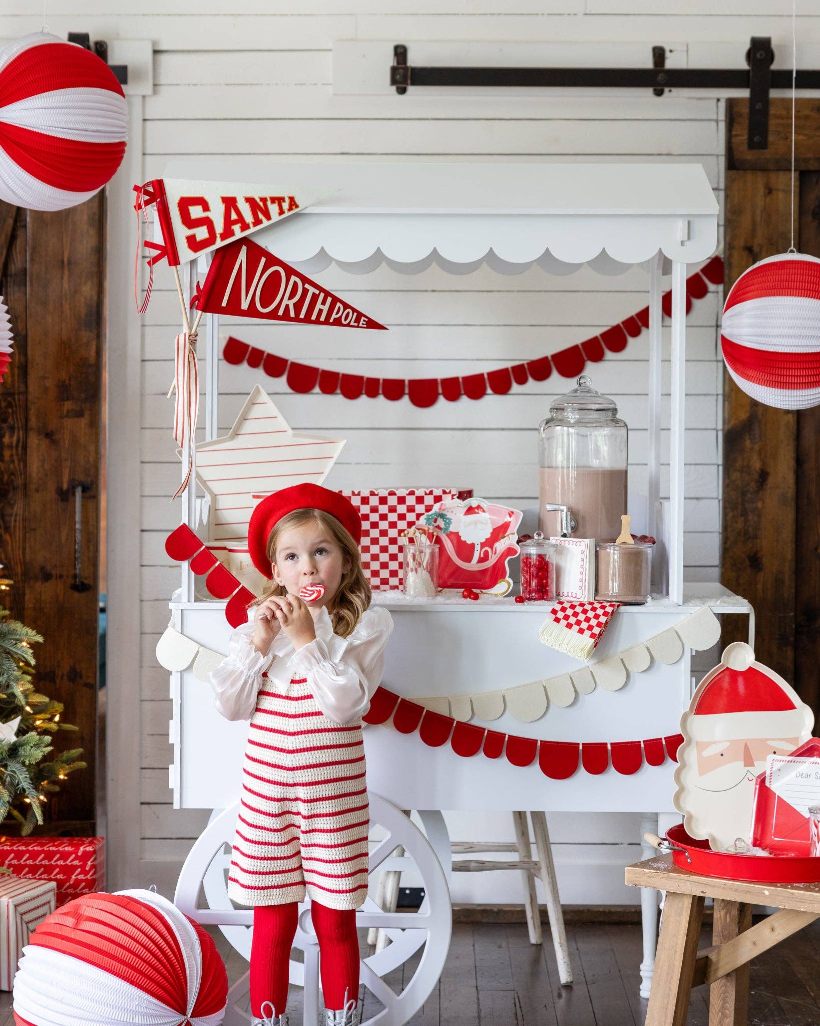 Red and Cream Accordion Paper Lanterns (3pk)