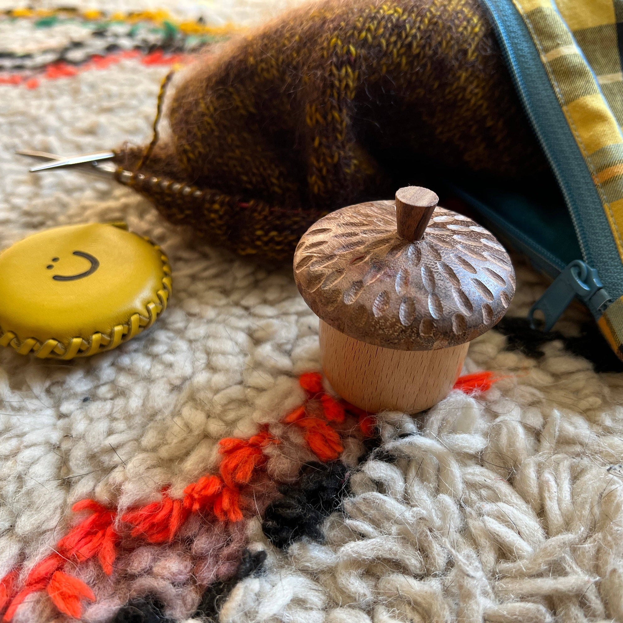 Stitch Marker Holding Acorn