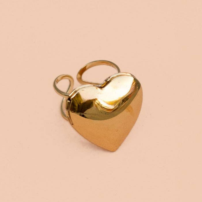 Locket Up heart Ring - 18k Gold Plated