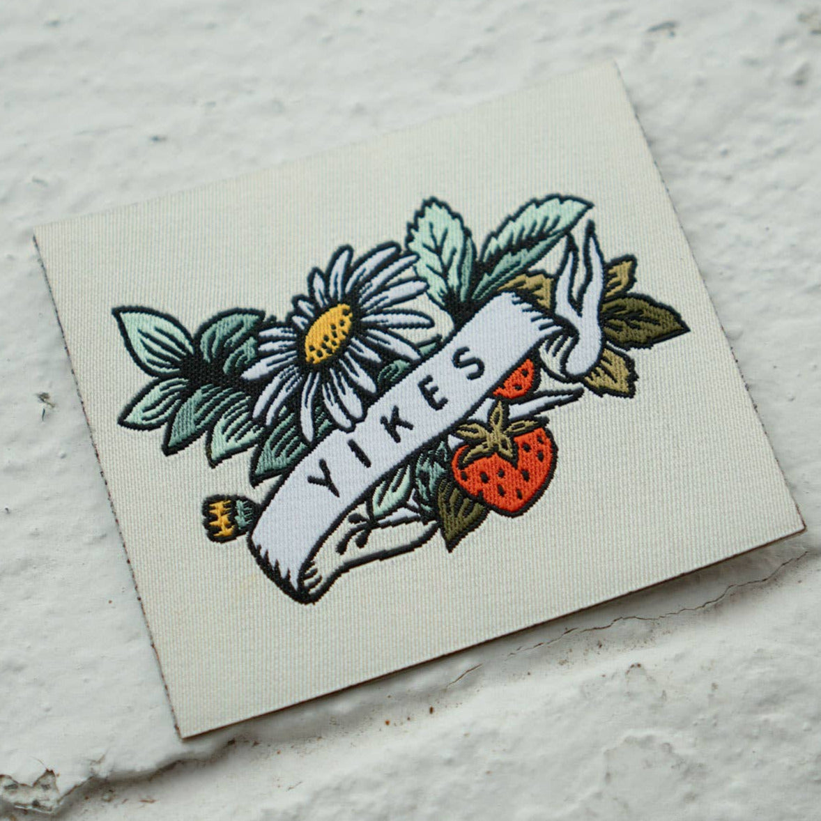 Yikes - Woven Sticky Patch (white daisy)