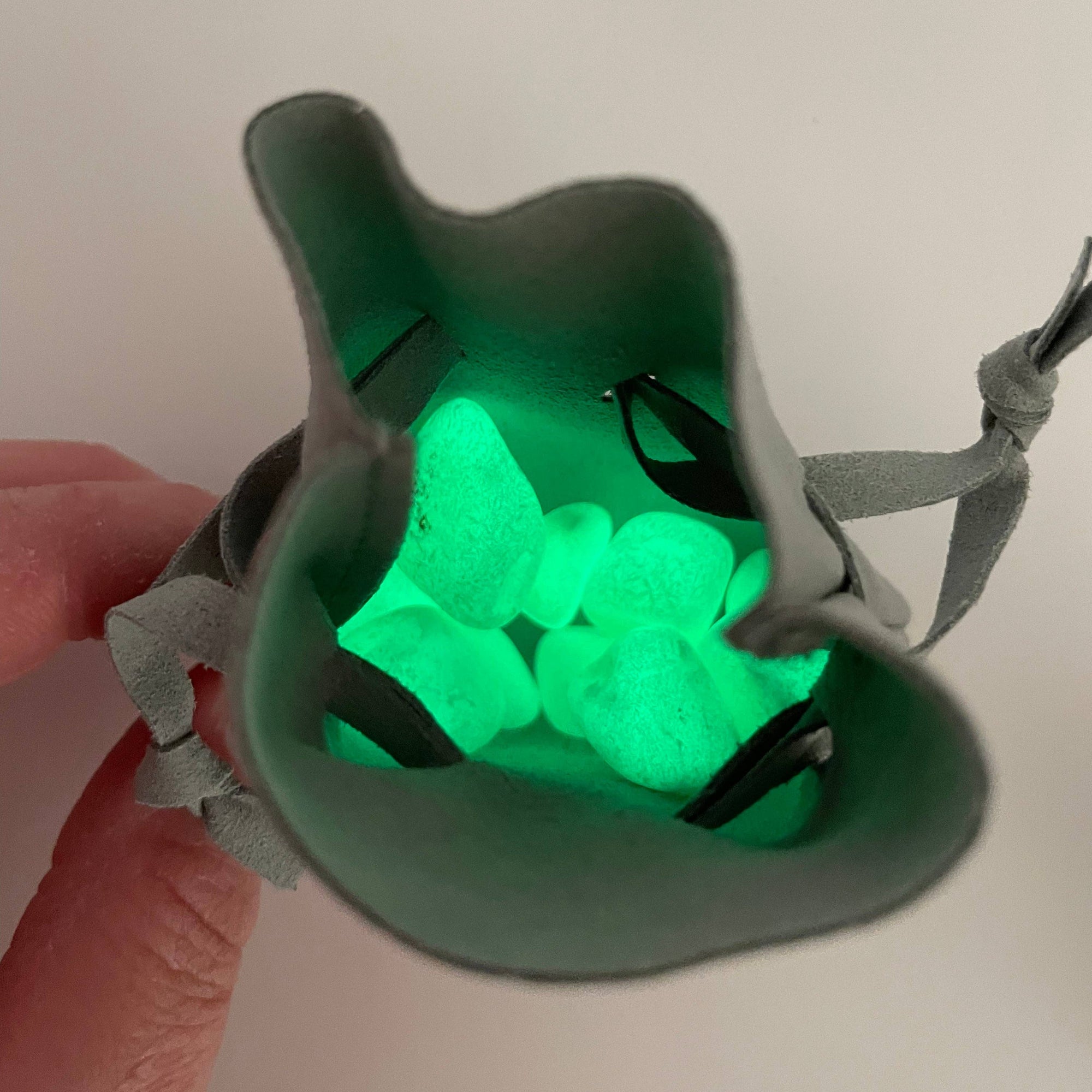 Super Bright Glow Pebbles - Green