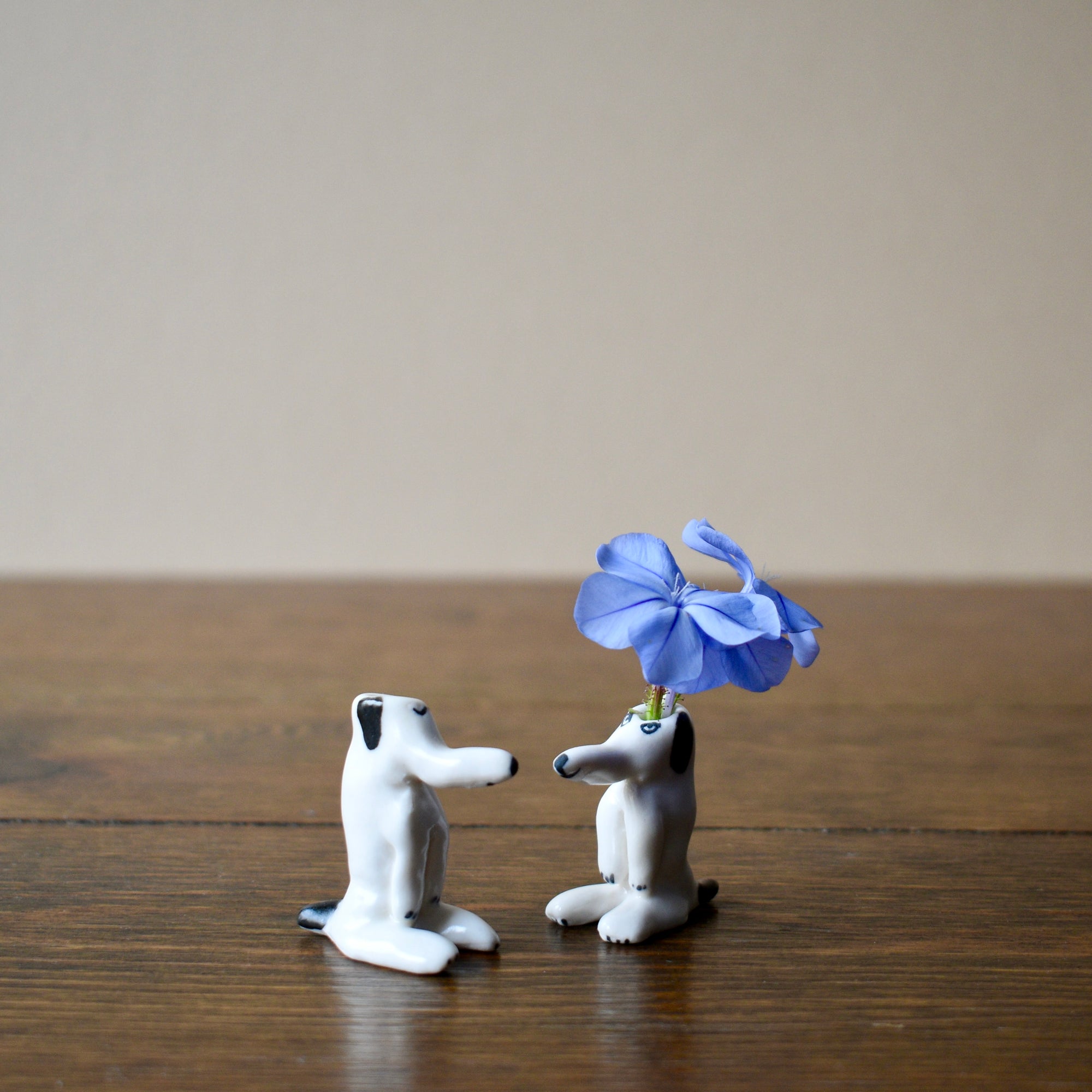 Mini Dog Vase -Eleonor Boström